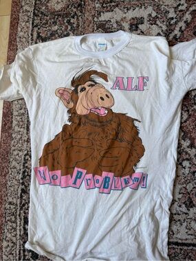 Vintage ALF 1986 White Graphic Tee with Pink Accents - No Problem!